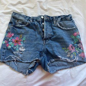 Women's Shorts